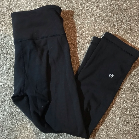 lululemon athletica Pants - REVERSIBLE Lululemon Cropped Leggings